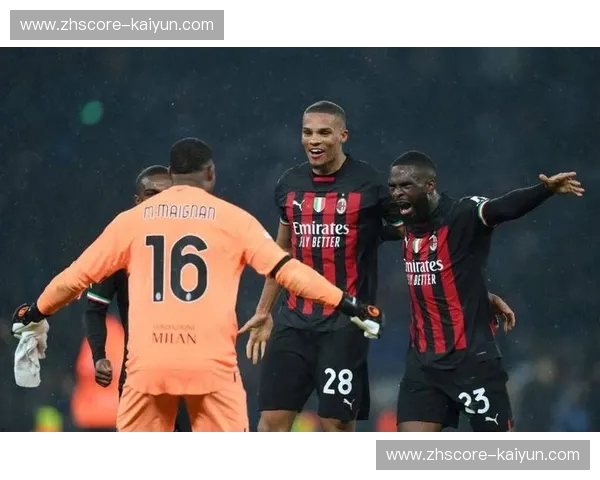 红黑底蕴对决德意志战车：在AC米兰vs拜仁视频中寻找足球的终极浪漫